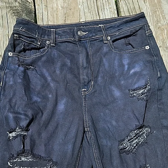 American Eagle Faded Black Stretch Mom Jeans - Picture 4 of 8